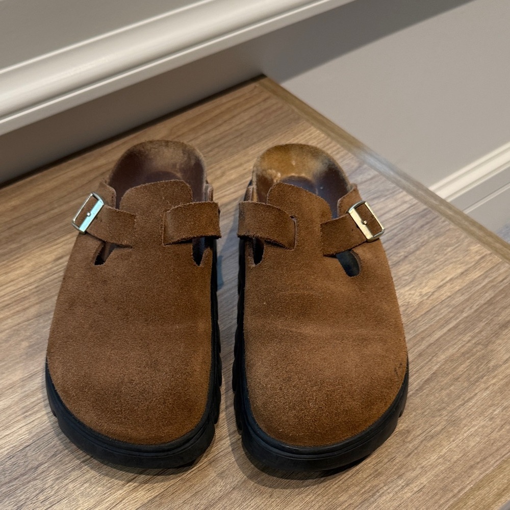 Brown Birkenstock Boston chunky clogs size 40